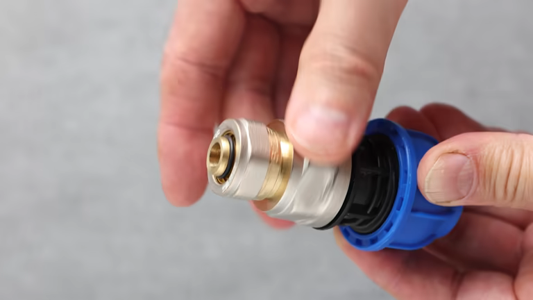 Conector de tubo PEX
