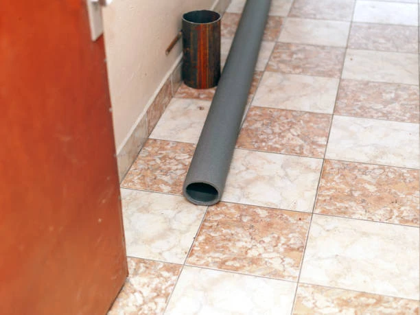 tuyaux en chlorure de polyvinyle